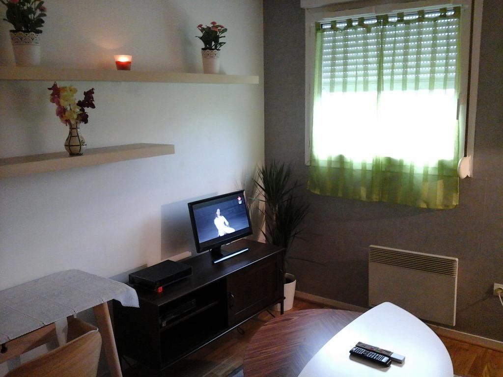 Beau Studio Noisy-Le-Grand Apartment Ruang foto